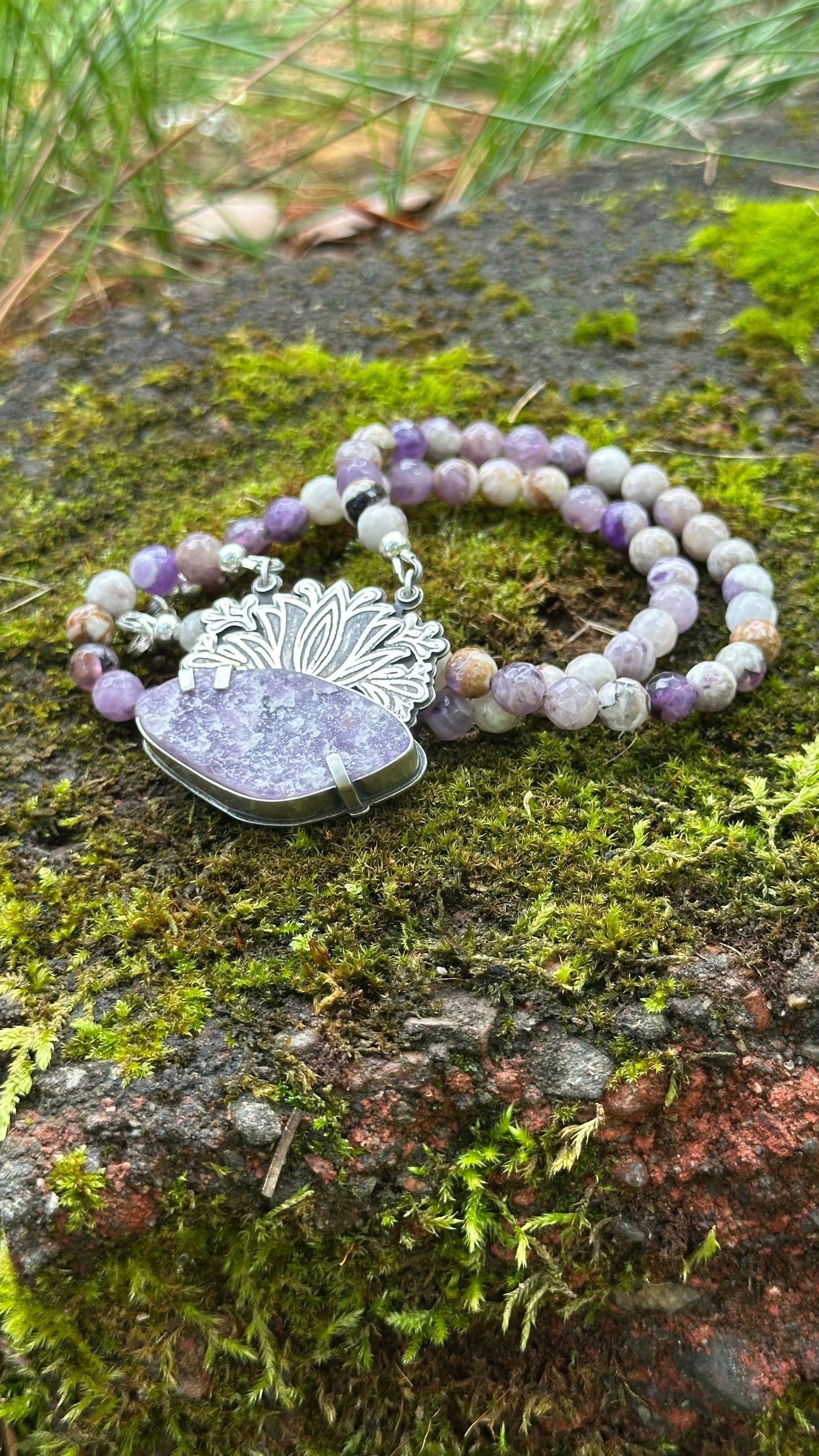 Blooming Lotus // Beaded Necklace