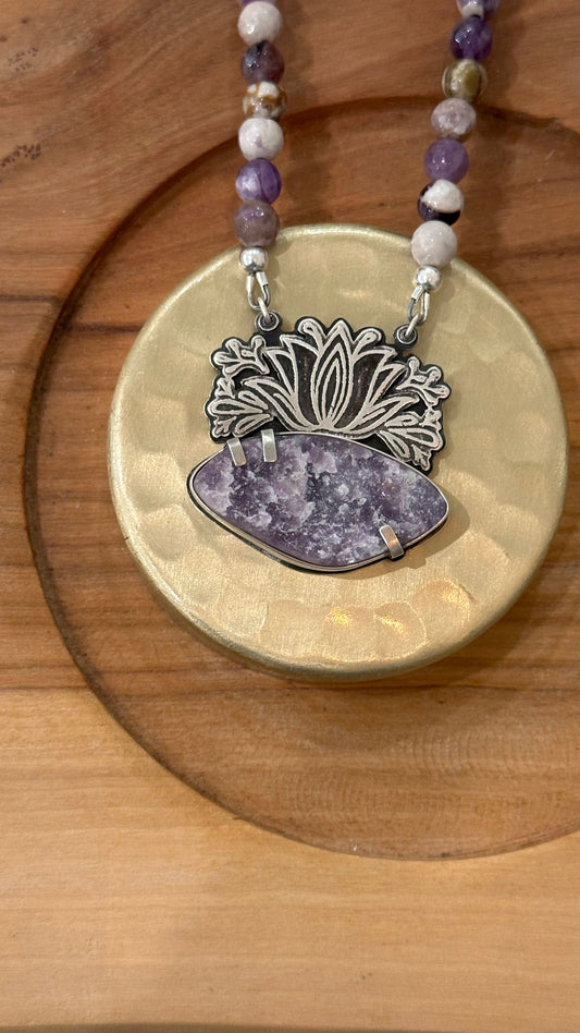 Blooming Lotus // Beaded Necklace