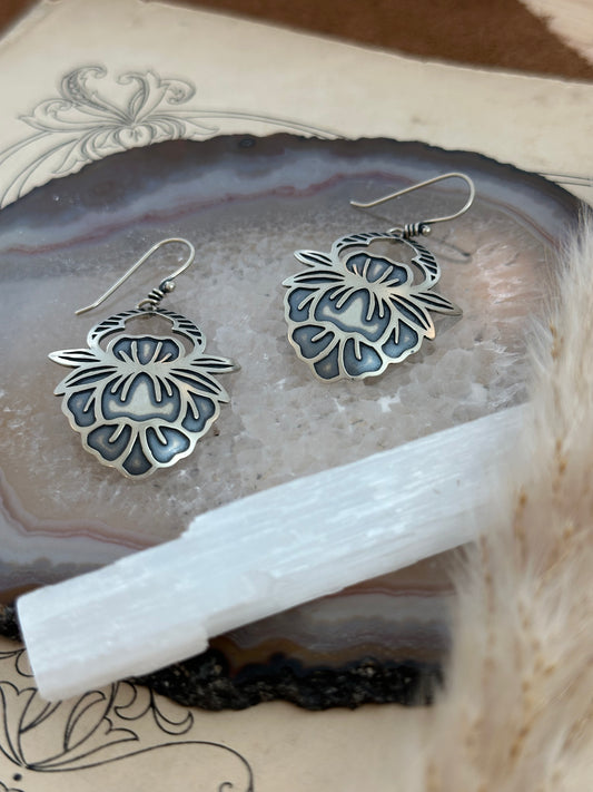 Nordic Folklore Blooms // Iris
