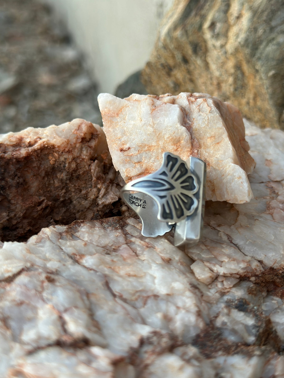 Blomma Ring // Royston Ribbon // Size 8.25