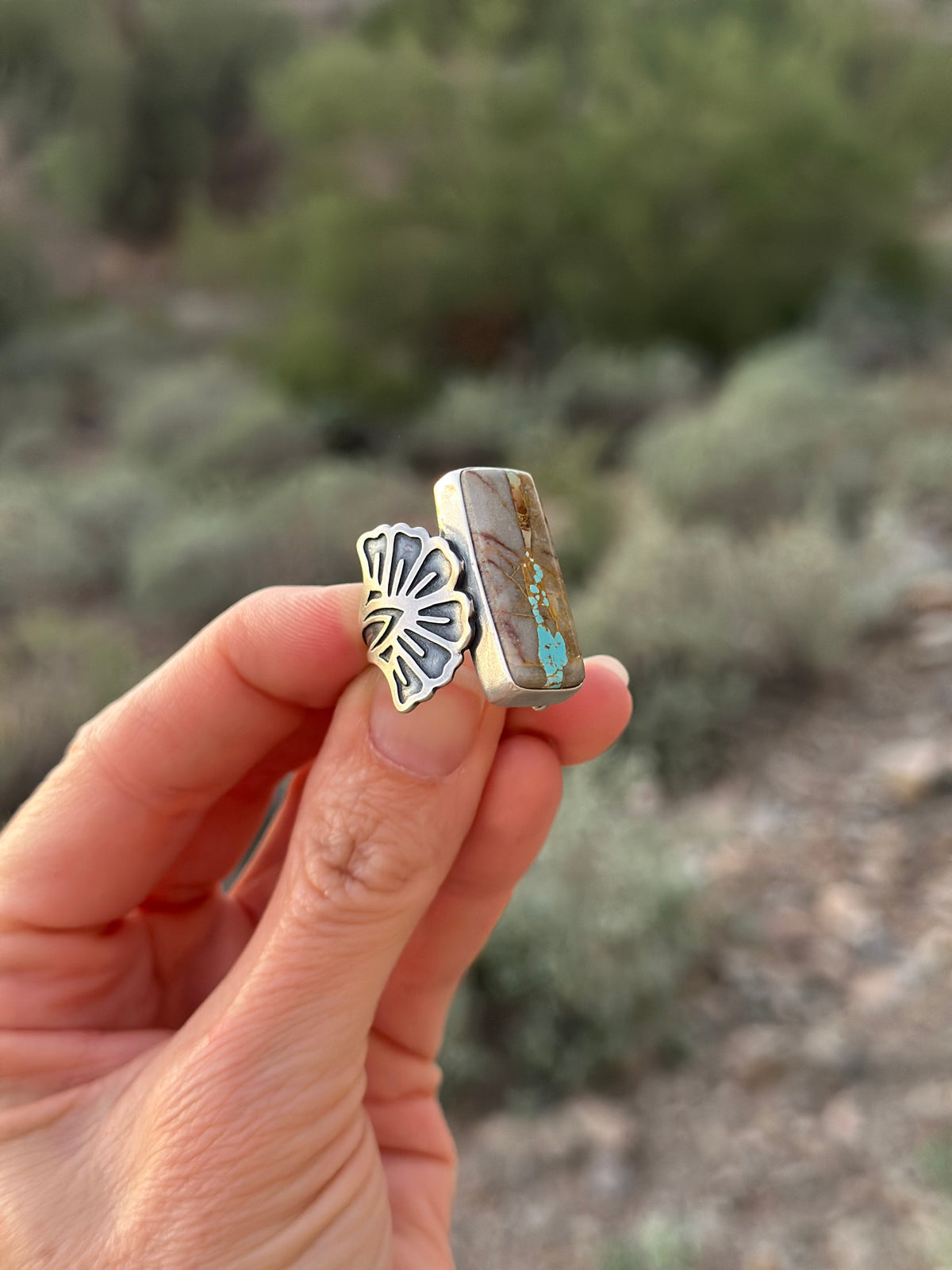 Blomma Ring // Royston Ribbon // Size 8.25